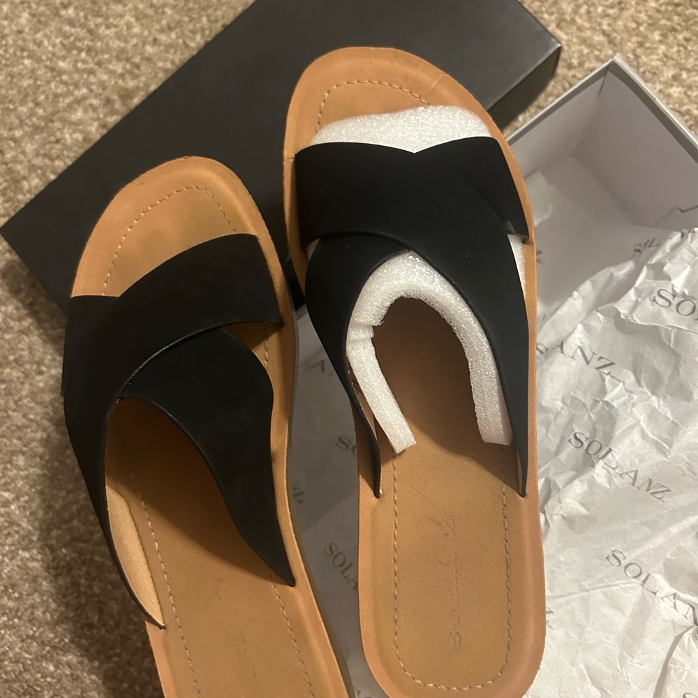 Black Women's Slide Sandals